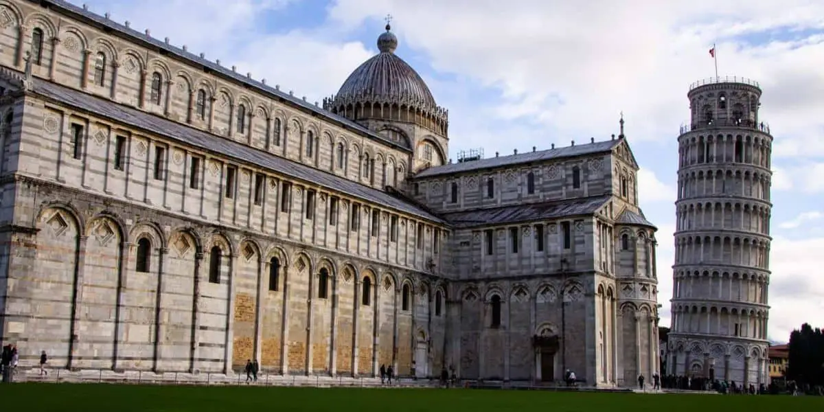 Is the Leaning Tower of Pisa worth visiting?