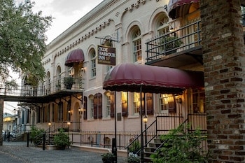 Olde Harbour Inn,Historic Inns of Savannah Collection