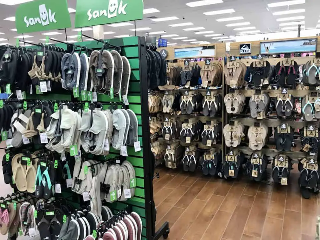 Best gifts to buy at Buc-ee's: Shoes and sandals