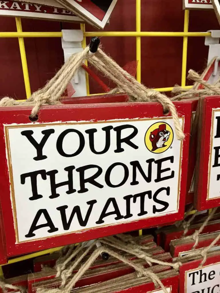 Best gifts to buy at Buc-ee's: Fun Wall Hangers