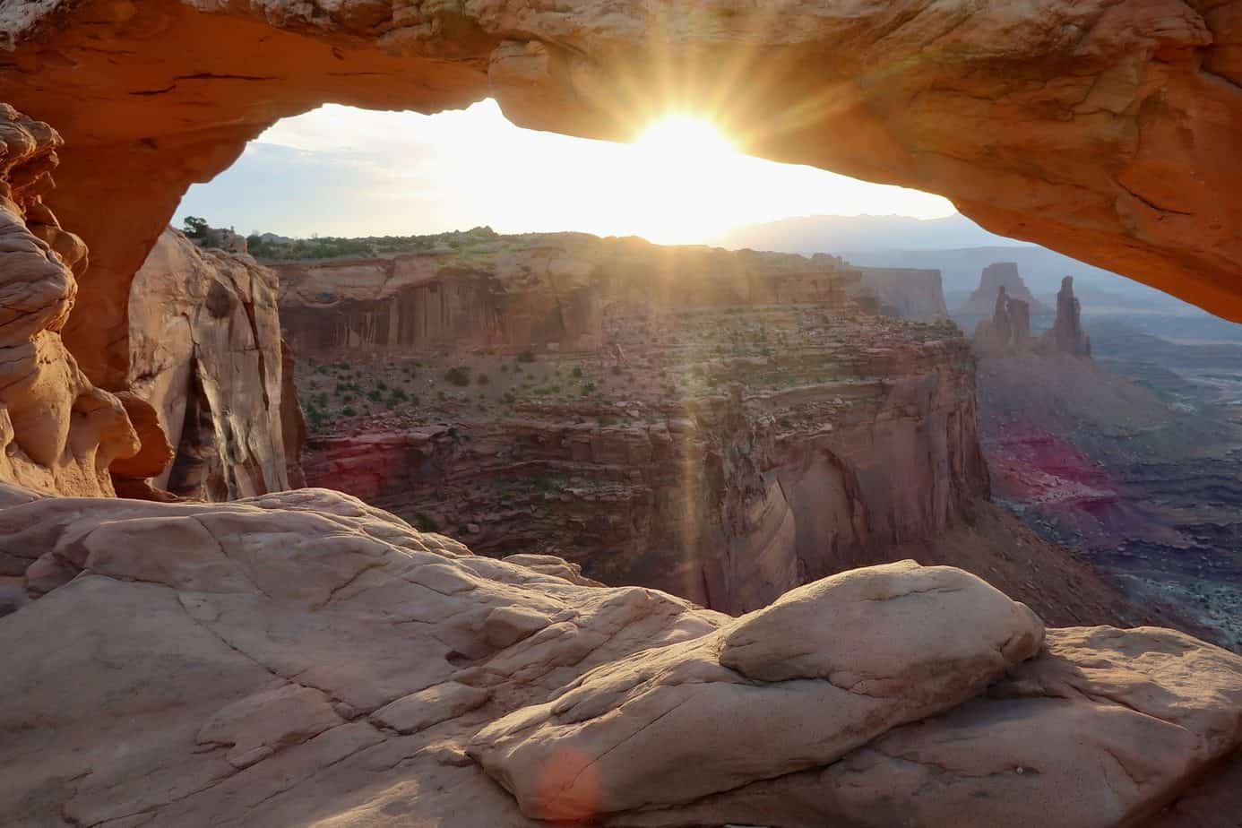 Canyonlands in One Day: Mesa Arch at Sunrise