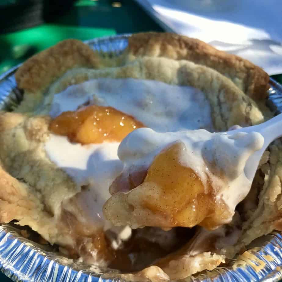 Gifford Homestead - Fresh Pie at Capitol Reef National Park