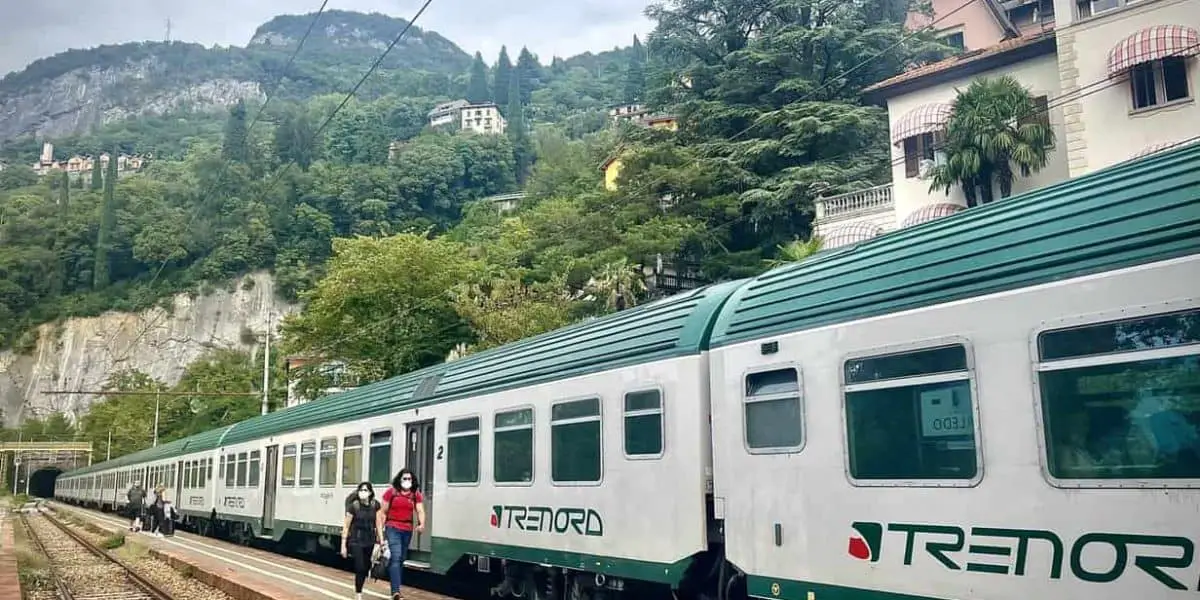 Trenord Train in Varenna Train Station to Milan